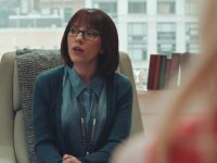 Scarlett Johansson terapista di coppia nella parodia di Storia di un matrimonio (VIDEO)