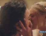 Lo spot LGBT con le spose che si baciano non piace: Hallmark Channel nella bufera