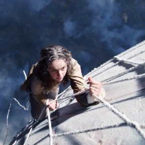 The Aeronauts: Felicity Jones in una scena del film