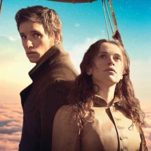 The Aeronauts: una scena del film con Felicity Jones, Eddie Redmayne