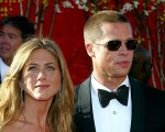 Jennifer Aniston ha invitato Brad Pitt alla sua festa di Natale, per la gioia dei fan della coppia