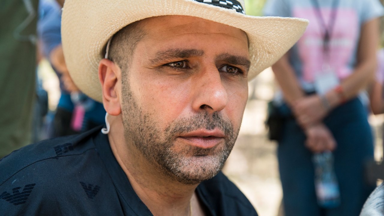 Primo piano di Checco Zalone