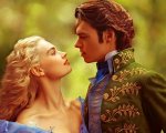 Cenerentola, stasera in TV su Rai1 il film con Richard Madden e Lily James