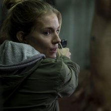 City of Crime: una scena del film con Sienna Miller