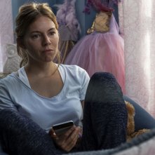 City of Crime: Sienna Miller in una sequenza