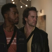 City of Crime: una scena del film con Taylor Kitsch, Stephan James