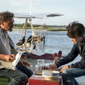 Sulle ali dell'avventura: una scena con Jean-Paul Rouve e Louis Vazquez