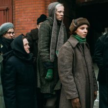 La ragazza d'autunno: Viktoria Miroshnichenko in una scena del film