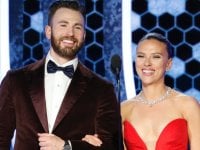 Chris Evans aggiusta il vestito di Scarlett Johansson ai Golden Globe 2020 e le fan impazziscono