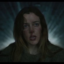 The Lodge: un primo piano di Riley Keough