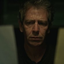 The Outsider: un primo piano di Ben Mendelsohn