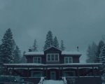 The Lodge, la recensione: quando isolamento e paranoia conducono alla follia