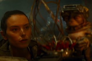Star Wars: The Rise Of Skywalker - Clip 'Meet Babu Frik'