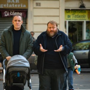 Figli: una scena del film con Stefano Fresi e Valerio Mastandrea