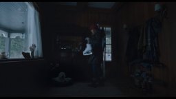 The Lodge - Clip - Il Cappello della mamma