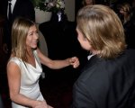 SAG Awards 2020: Brad Pitt e Jennifer Aniston celebrano insieme la vittoria nel backstage (FOTO)