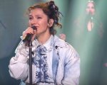 Che Tempo Che Fa: Elisa scappa terrorizzata dal merlo in studio (Video)