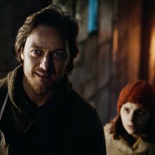 Queste oscure materie: James McAvoy e Dafne Keen nel settimo episodio