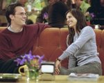Friends: Matthew Perry è sempre stato innamorato della collega Courteney Cox?