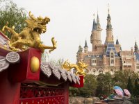 Coronavirus obbliga Shangai Disneyland a una chiusura forzata