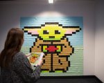 Baby Yoda: lo spettacolare murale realizzato con 1317 Post-it!