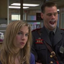 Io, me e Irene: Renee Zellweger e Jim Carrey in una scena del film