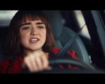 Da Il Trono di Spade a Frozen: Maisie Williams canta Let It Go