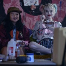 Birds Of Prey - E la fantasmagorica rinascita di Harley Quinn: una scena del film con Margot Robbie, Ella Jay Basco