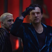 Birds Of Prey - E la fantasmagorica rinascita di Harley Quinn: Ewan McGregor, Chris Messina in una scena del film