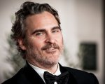 Peter Pan and Wendy: Joaquin Phoenix sarà Capitan Uncino nel reboot Disney?