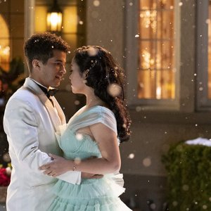 P.S. Ti amo ancora: Jordan Fisher, Lana Condor in una scena del film