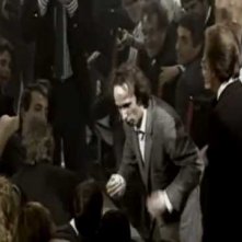 Roberto Benigni sta per baciare Silvio Berlusconi ai Telegatti 1987