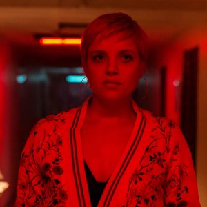 Berlin Alexanderplatz: Jella Haase in una scena del film