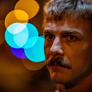 Berlin Alexanderplatz: un primo piano di Albrecht Schuch