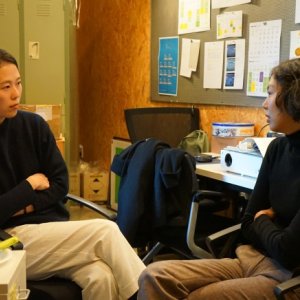 The Woman Who Ran: Min-hee Kim, Sae-Byuk Kim in una scena del film