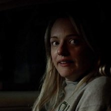 L'uomo invisibile: Elisabeth Moss durante una scena