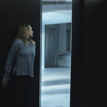 L'uomo invisibile: Elisabeth Moss in una foto del film