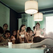 Favolacce: una scena del film di Fabio e Damiano D'Innocenzo