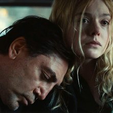 The Roads Not Taken: Javier Bardem, Elle Fanning in una scena del film