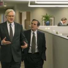 Cattive acque: Tim Robbins e Mark Ruffalo in una scena del film