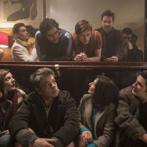 L'hotel degli amori smarriti: Chiara Mastroianni, Camille Cottin, Vincent Lacoste in una scena del film