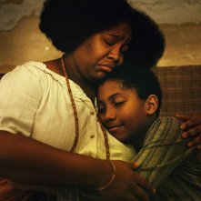 All the Dead Ones: Mawusi Tulani, Agyei Augusto in una scena del film