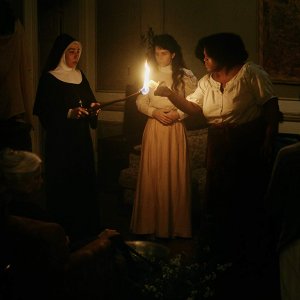 All the Dead Ones: Thaia Perez, Clarissa Kiste, Mawusi Tulani, Carolina Bianchi in una sequenza