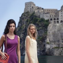 L'amica geniale 2: Gaia Girace e Margherita Mazzucco in un'immagine del quinto episodio