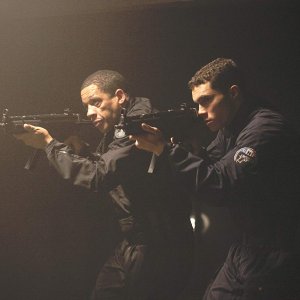 Colt 45: Joey Starr, Ymanol Perset in una scena del film