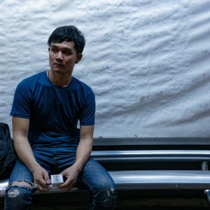 Days: una scena del film con Anong Houngheuangsy