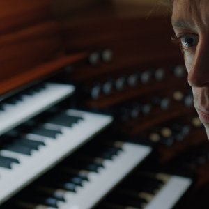 The Intruder: Nahuel Pérez Biscayart in una scena del film