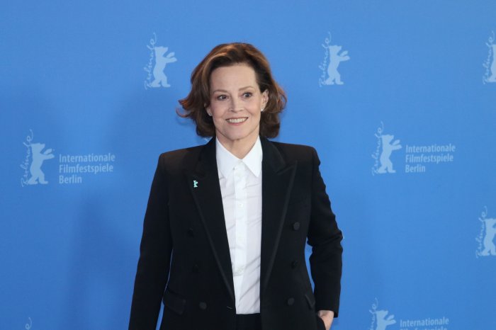 Avatar - Fuoco e cenere, Sigourney Weaver supporta i giovani attori: 'Mi rivedo in loro'