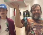 Fabio Rovazzi e Jack Black: che sfilata alla Milano Fashion Week (VIDEO)