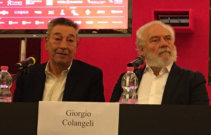Lontano lontano, Gianni Di Gregorio e Giorgio Colangeli pensionati in fuga a Torino 2019